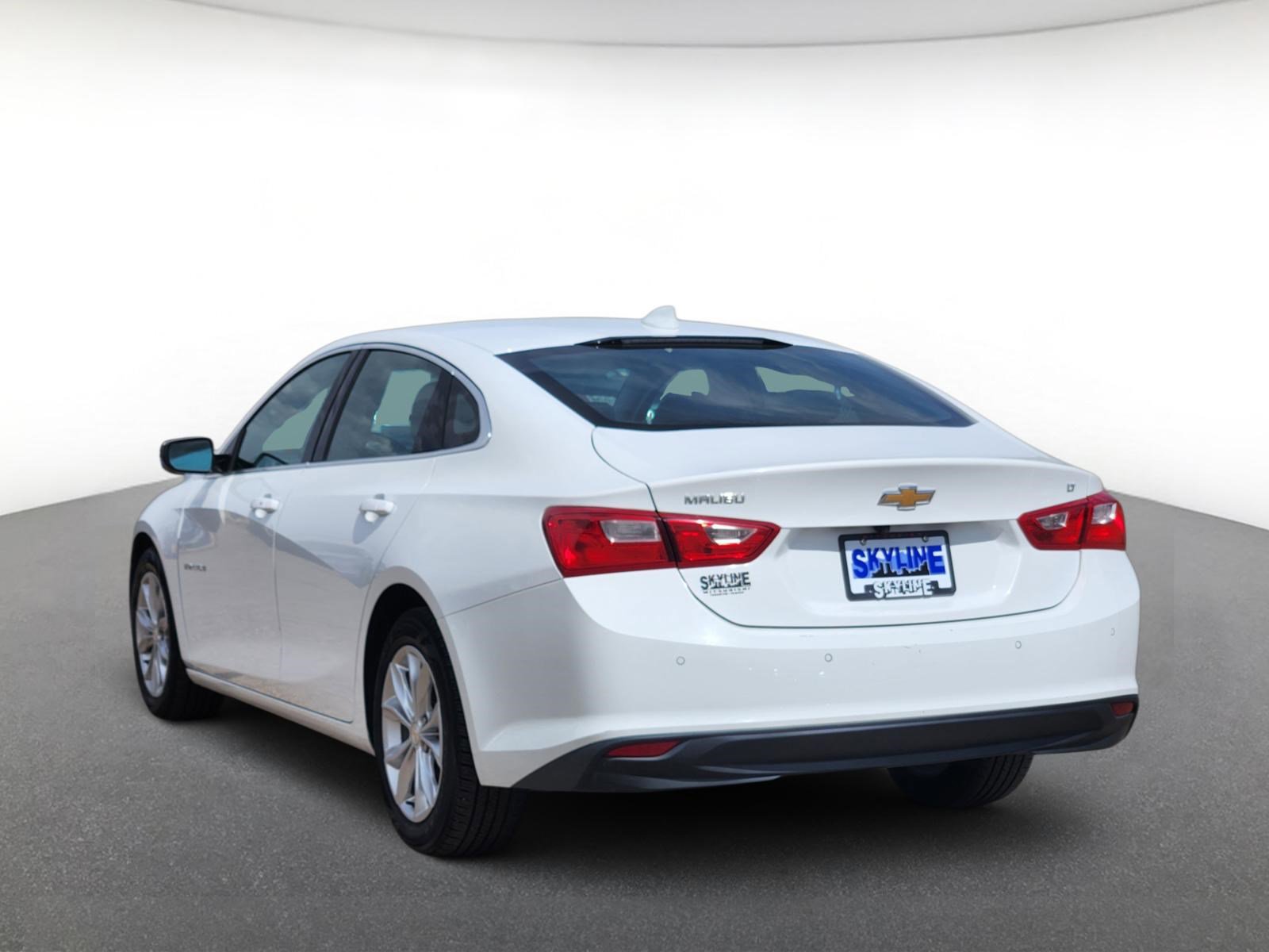 Used 2024 Chevrolet Malibu LT FWD image 4
