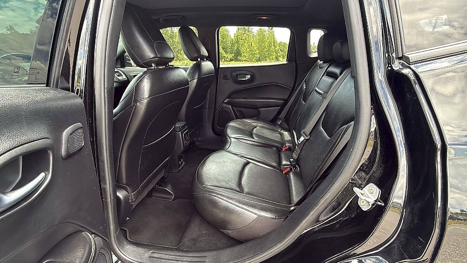 Used 2020 Jeep Compass High Altitude AWD/4WD image 24