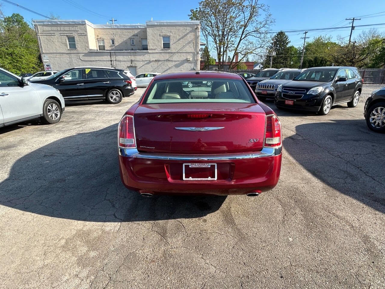 Used 2014 Chrysler 300 RWD image 11