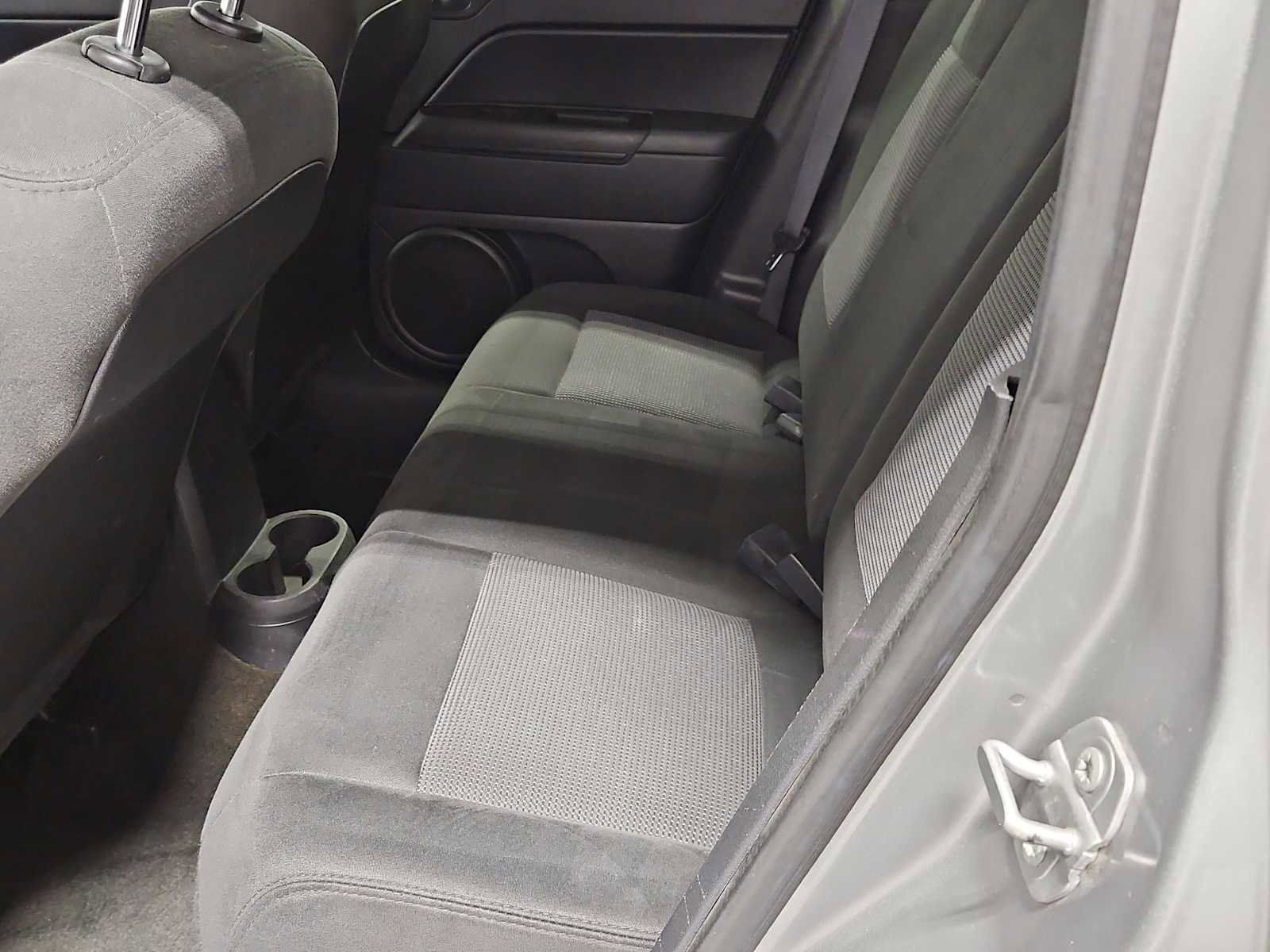 Used 2016 Jeep Patriot Sport w/ Power Value Group image 31