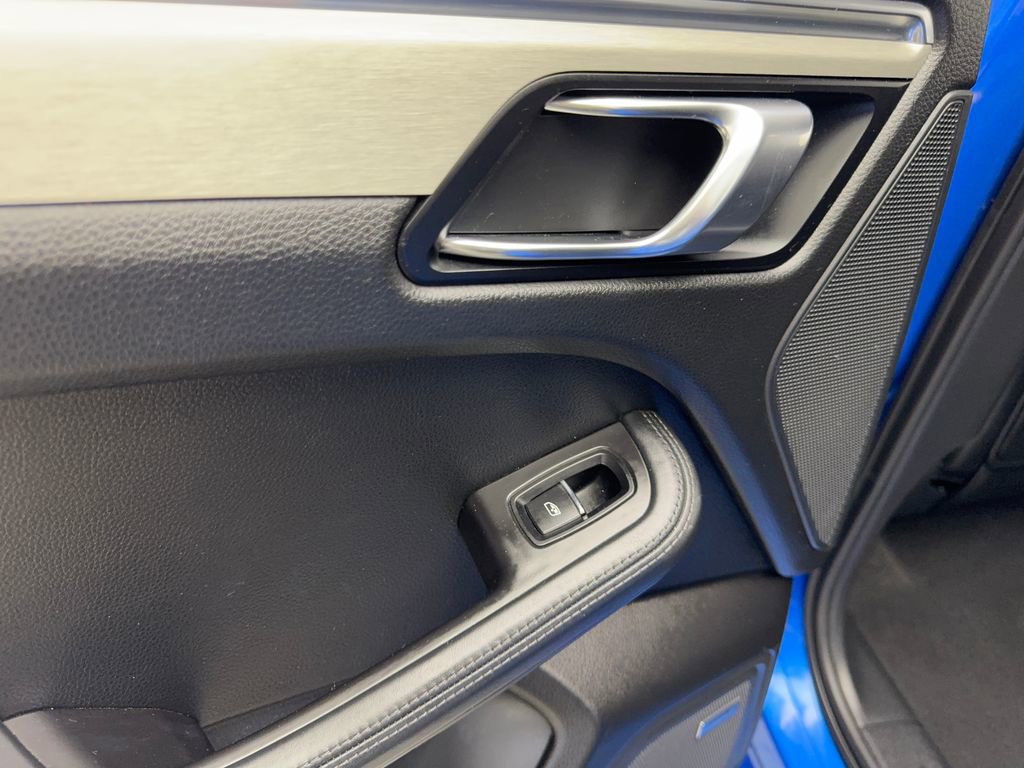 Used 2015 Porsche Macan Turbo image 37