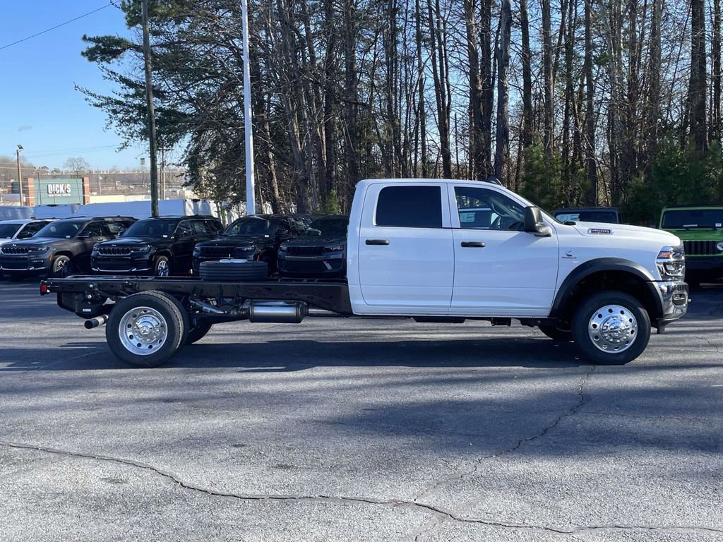 New 2026 RAM 4500 Tradesman w/ Chrome Appearance Group AWD/4WD image 9