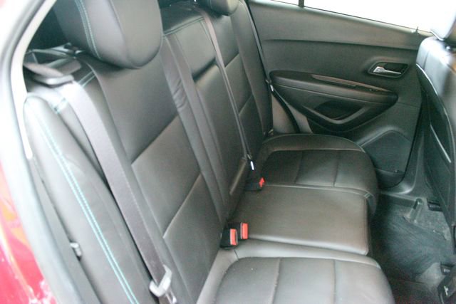 Used 2015 Chevrolet Trax LTZ w/ LPO, Protection Package FWD image 9