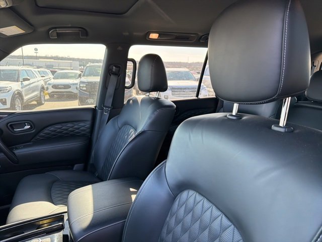 Used 2024 INFINITI QX80 Sensory w/ All-Season Package image 12