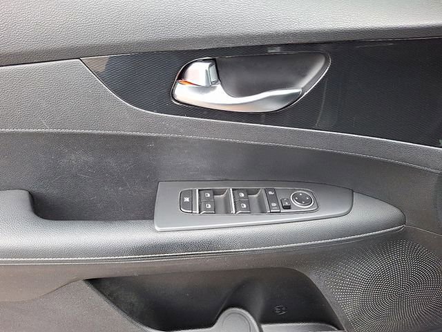 Certified 2023 Kia Forte GT-Line w/ GT-Line Technology Package image 12