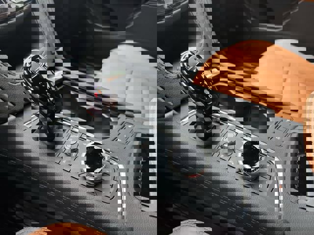 New 2026 Cadillac XT5 Premium Luxury image 17