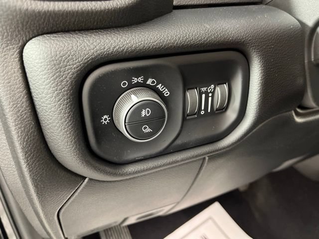 Used 2024 RAM 2500 Laramie w/ Safety Group AWD/4WD image 33