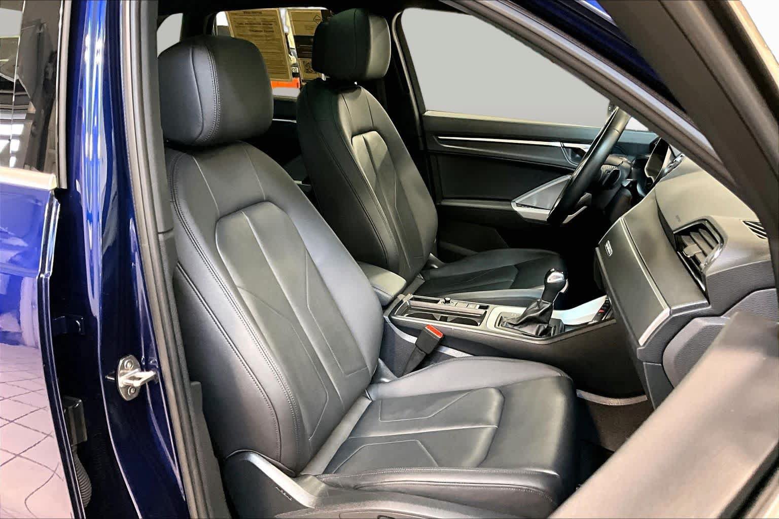 Used 2024 Audi Q3 2.0T Premium AWD/4WD image 8