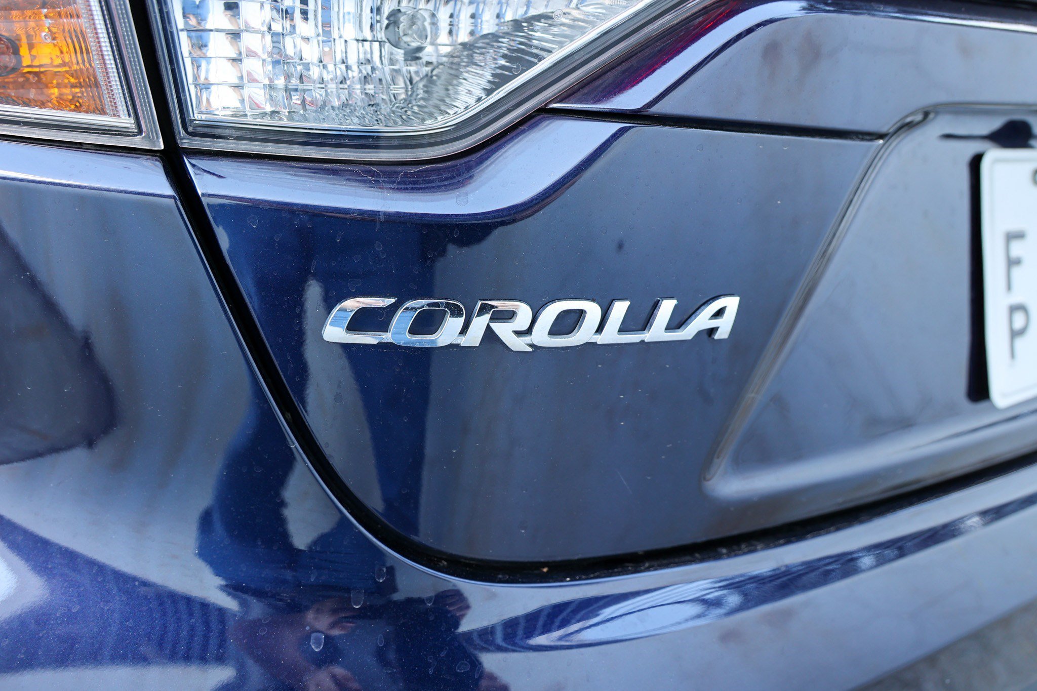 Certified 2025 Toyota Corolla LE FWD image 10