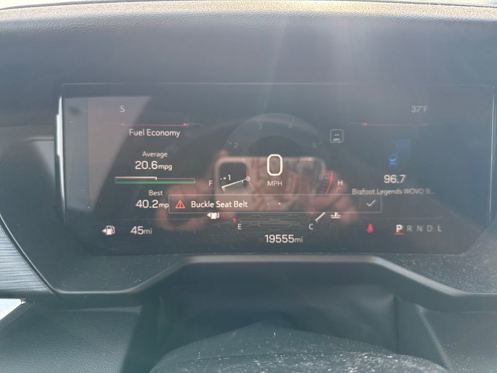 Used 2025 GMC Acadia Elevation image 16