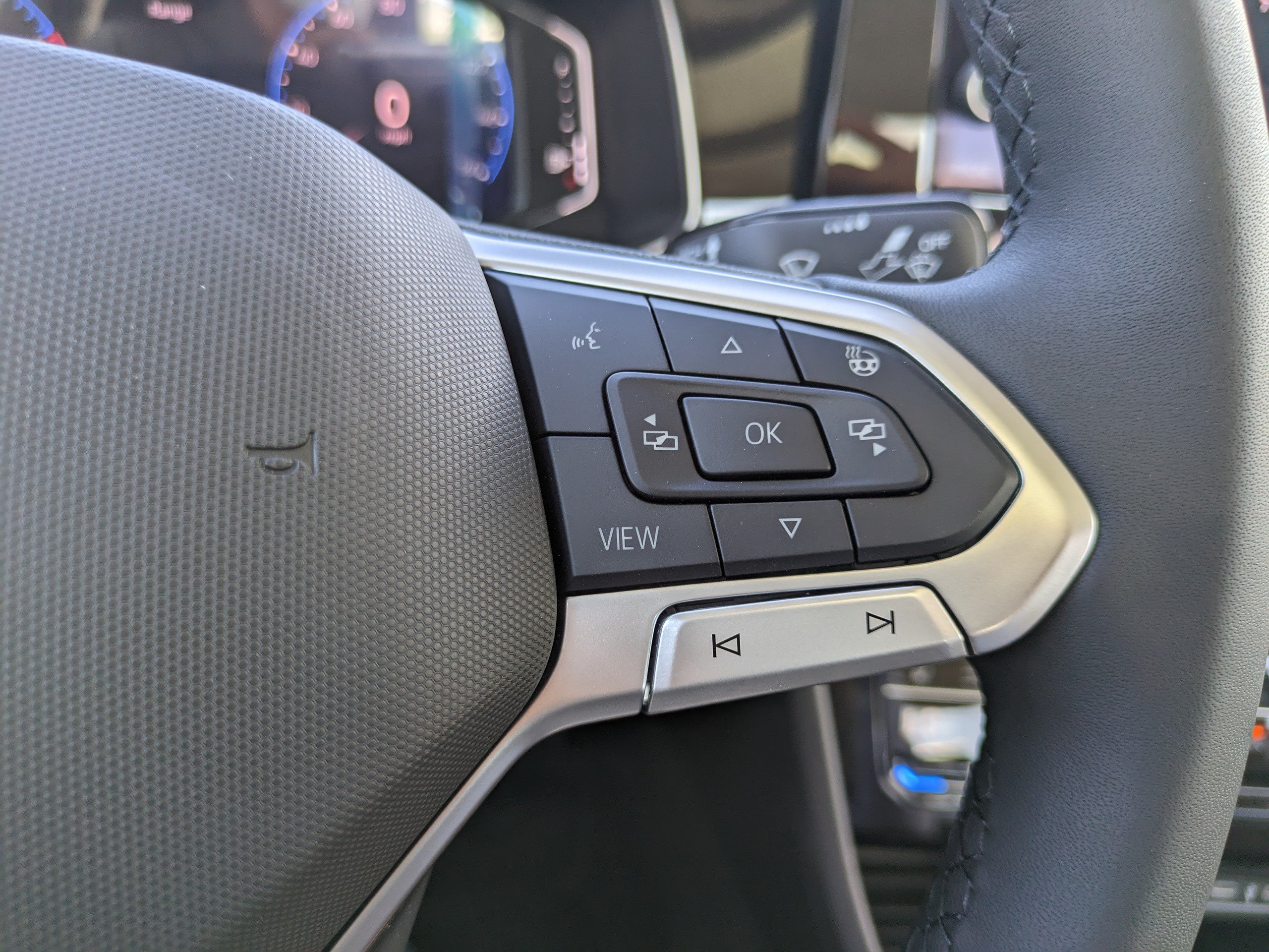New 2026 Volkswagen Jetta SEL FWD image 23