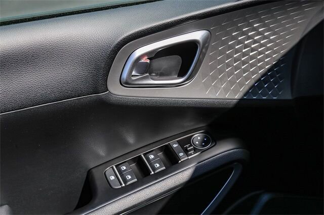 New 2025 Kia Soul S image 19