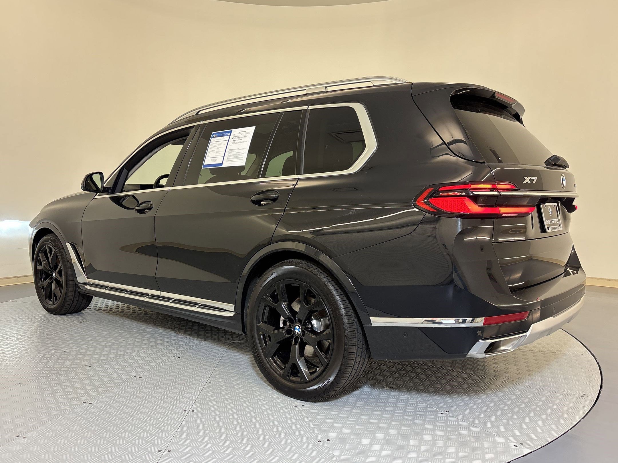 Certified 2025 BMW X7 xDrive40i image 3