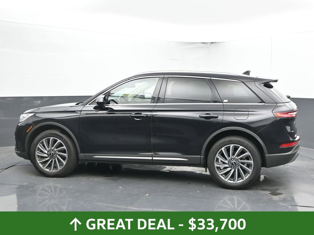 Used 2024 Lincoln Corsair Reserve image 9