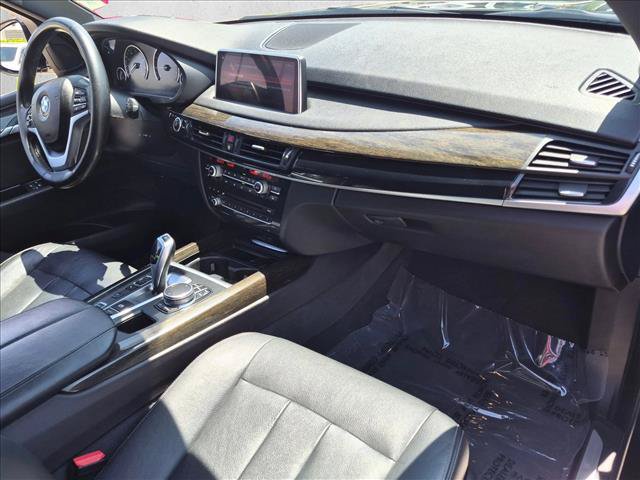 Used 2018 BMW X5 xDrive40e w/ Driving Assistance Package AWD/4WD image 23