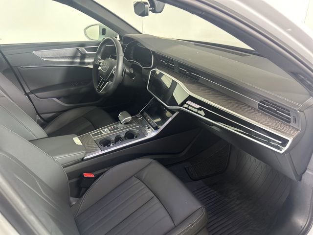 Certified 2025 Audi A6 2.0T Premium w/ Convenience Plus Package image 10
