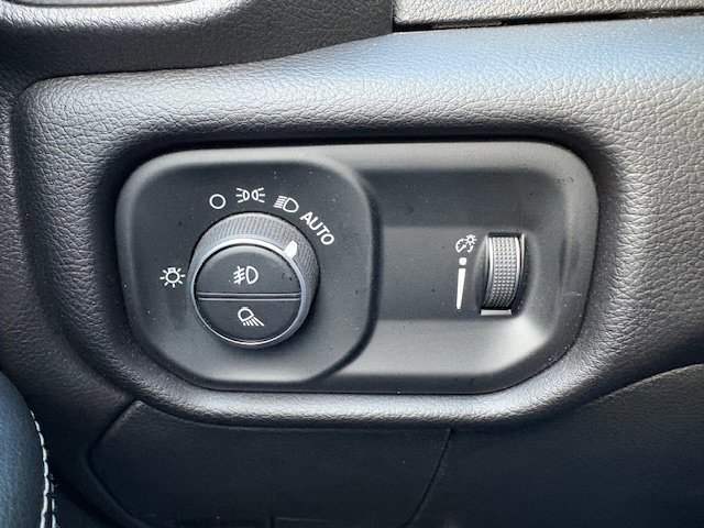 Used 2024 RAM 2500 Big Horn w/ Bed Utility Group image 18