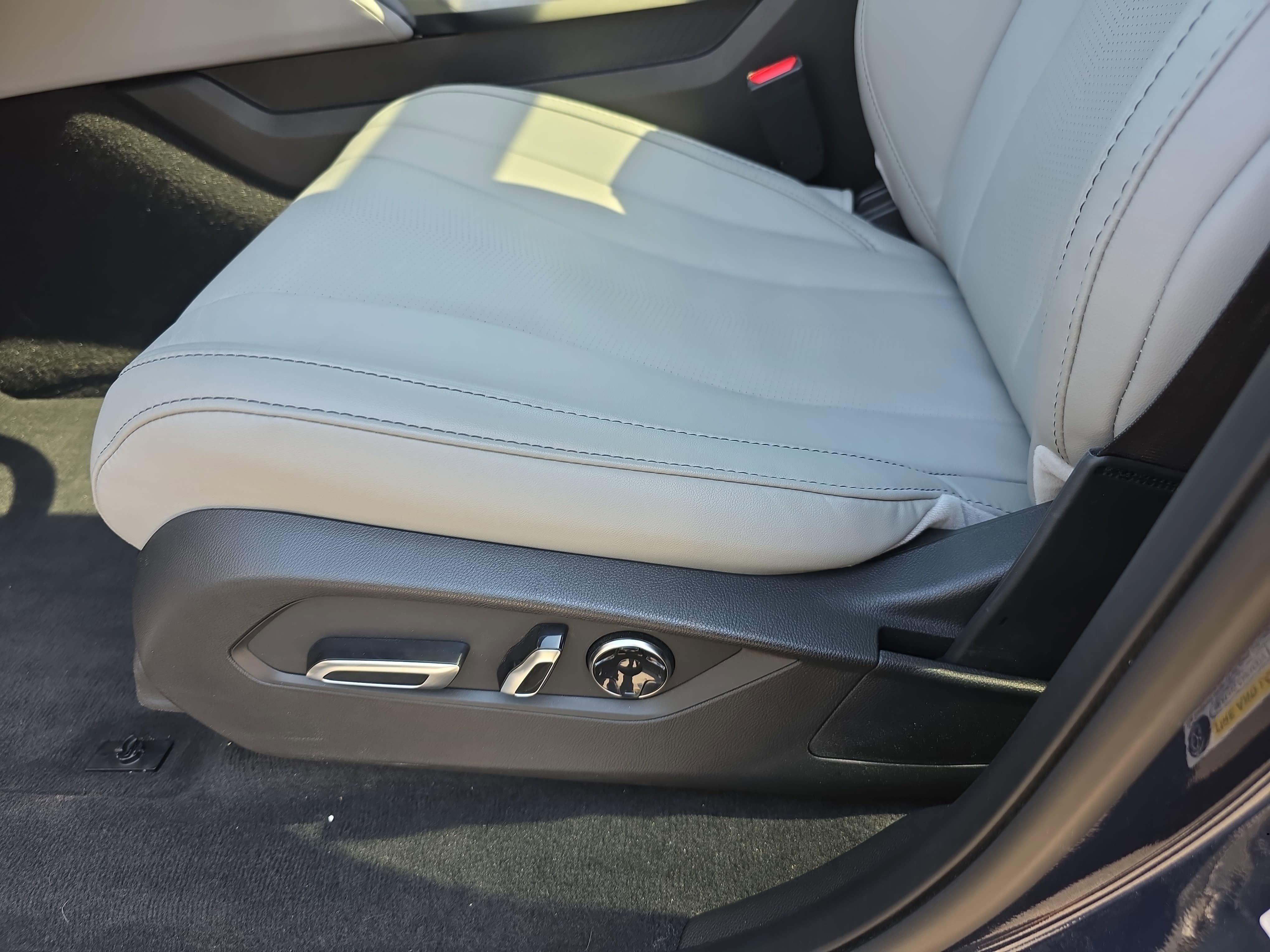 Certified 2026 Acura MDX FWD w/ Technology Package image 27