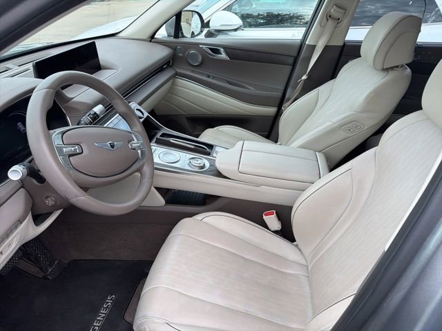 Used 2022 Genesis GV80 2.5T w/ Advanced Package 02 AWD/4WD image 3