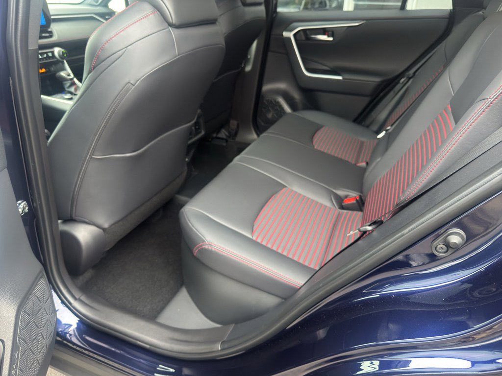Used 2025 Toyota RAV4 XSE image 9