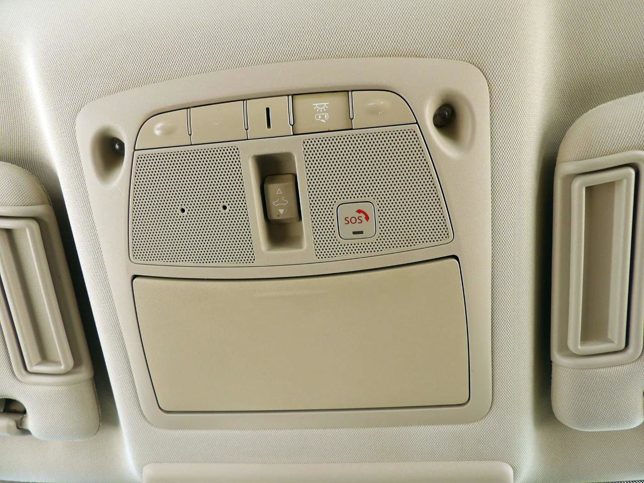 Used 2019 Nissan Armada SL w/ Premium Package image 12