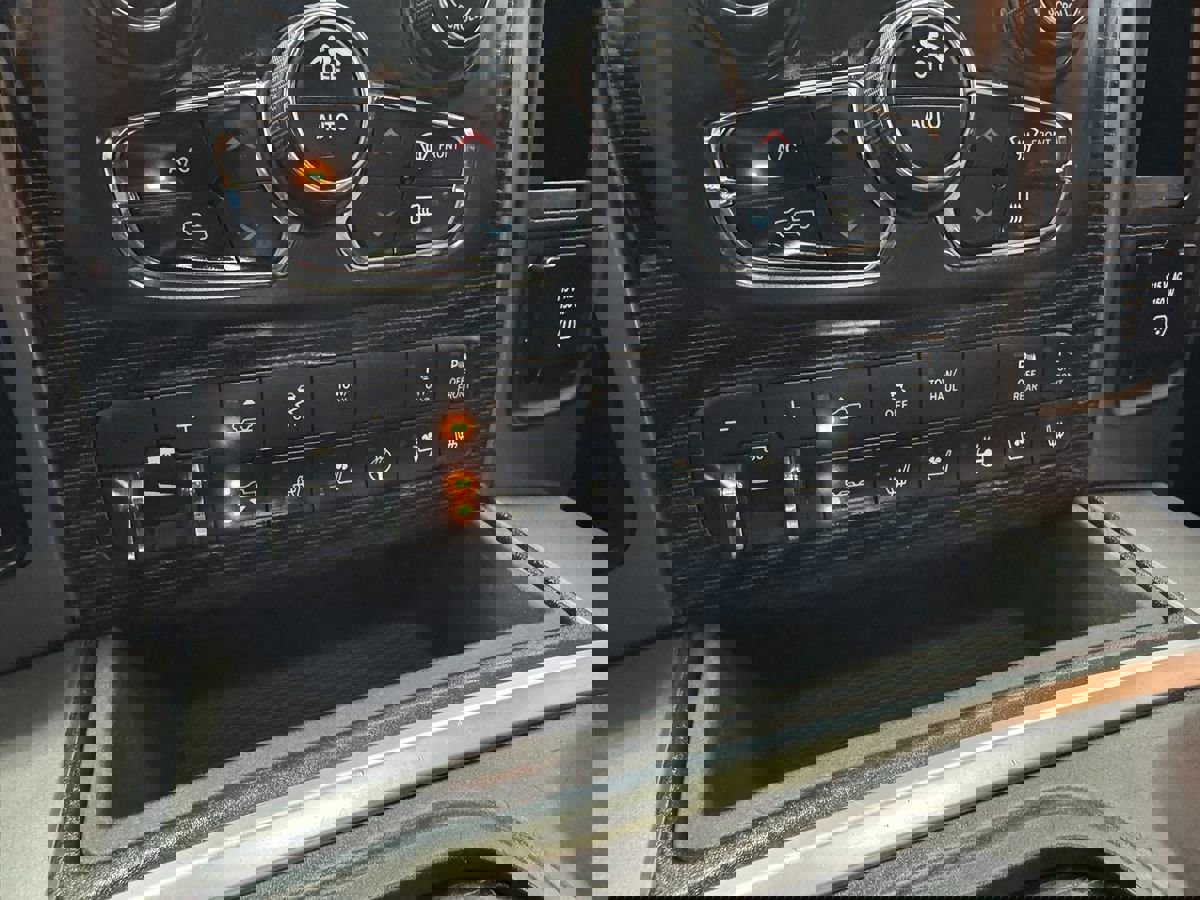 Used 2016 RAM 1500 Limited image 35