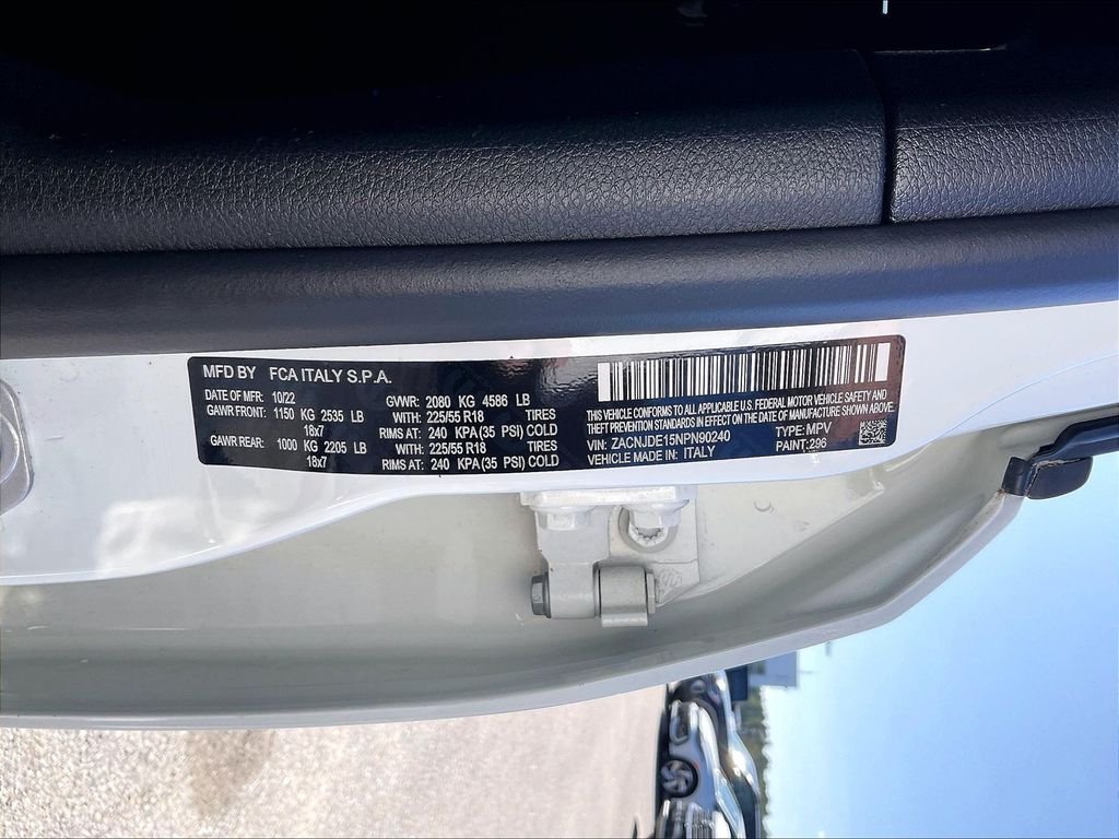 Used 2022 Jeep Renegade Altitude w/ Convenience Group AWD/4WD image 30