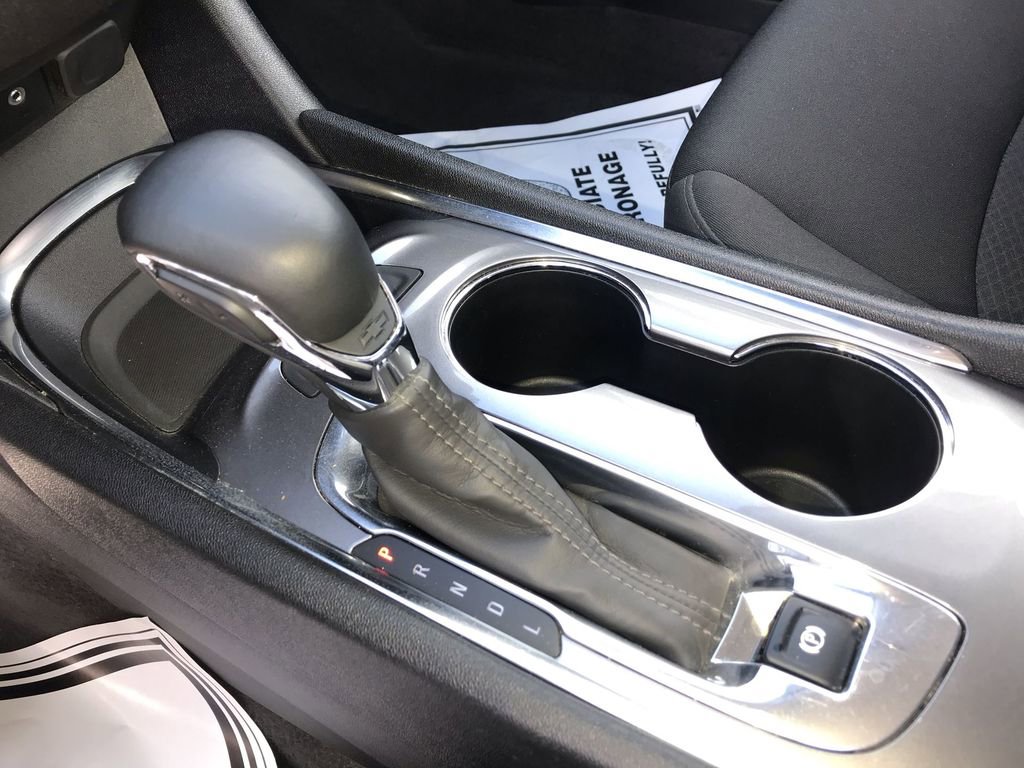 Used 2023 Chevrolet Malibu LT w/ Sport Edition image 19