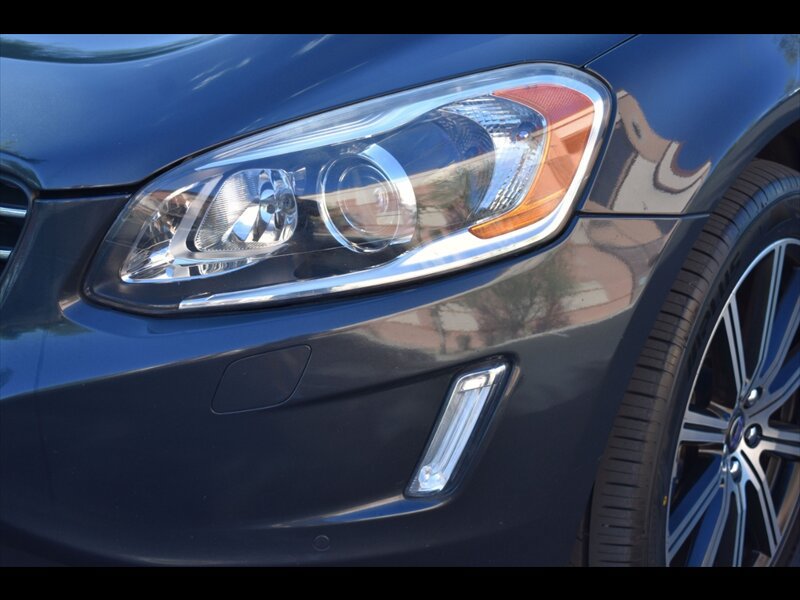 Used 2016 Volvo XC60 T5 Platinum FWD image 47
