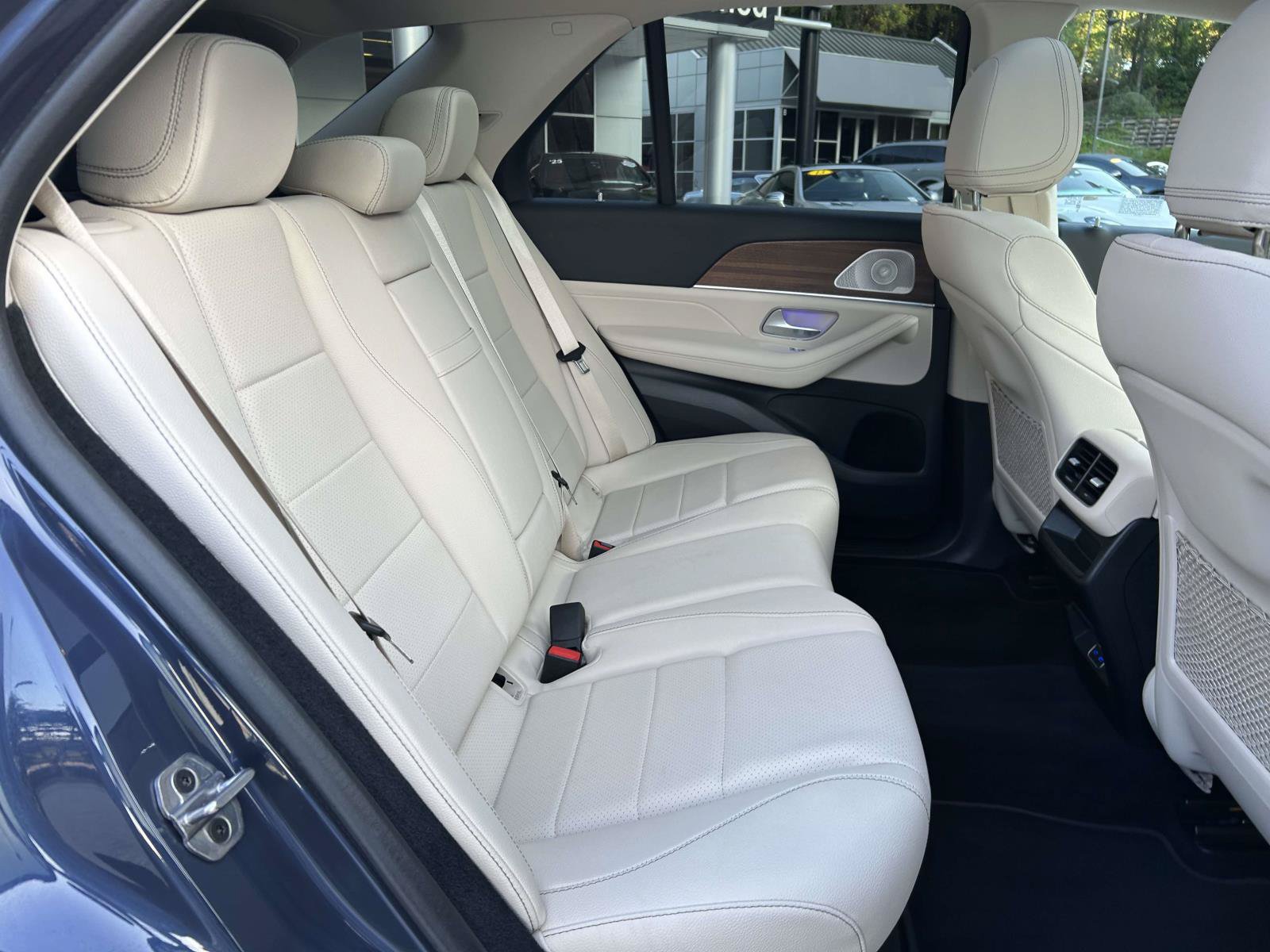 Certified 2025 Mercedes-Benz GLE 350 4MATIC image 45