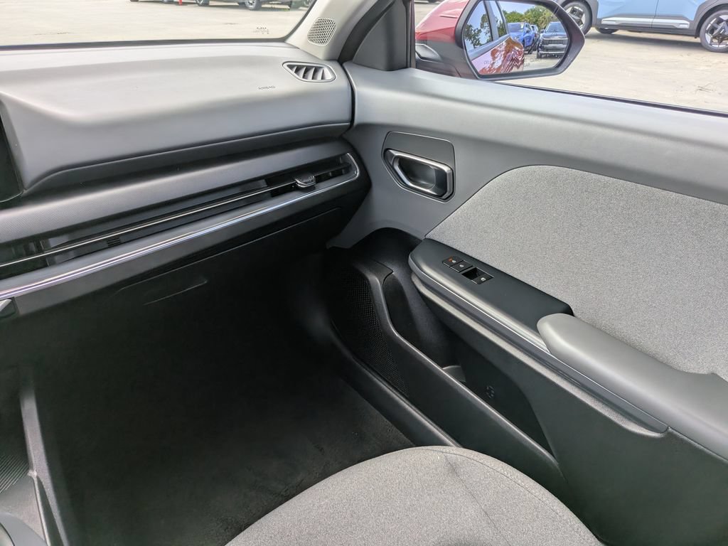 Certified 2025 Kia K4 EX FWD image 17