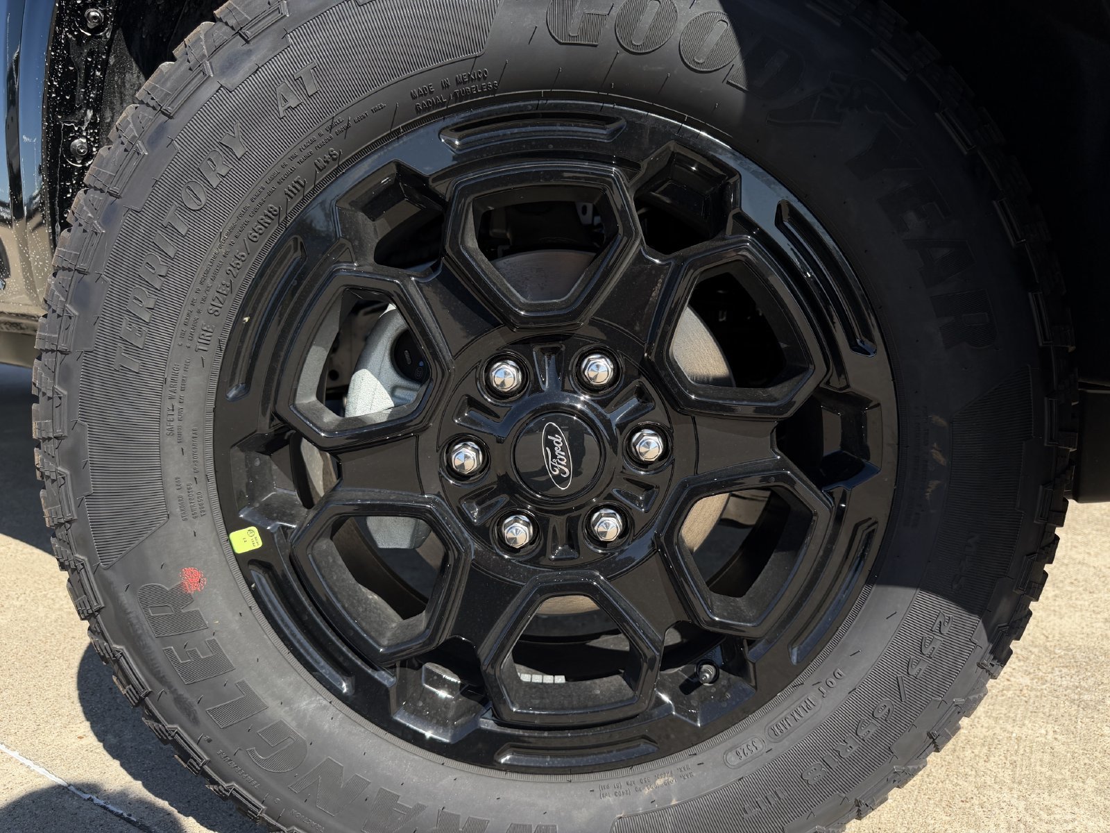 New 2026 Ford Ranger XLT w/ Black Appearance Package AWD/4WD image 8