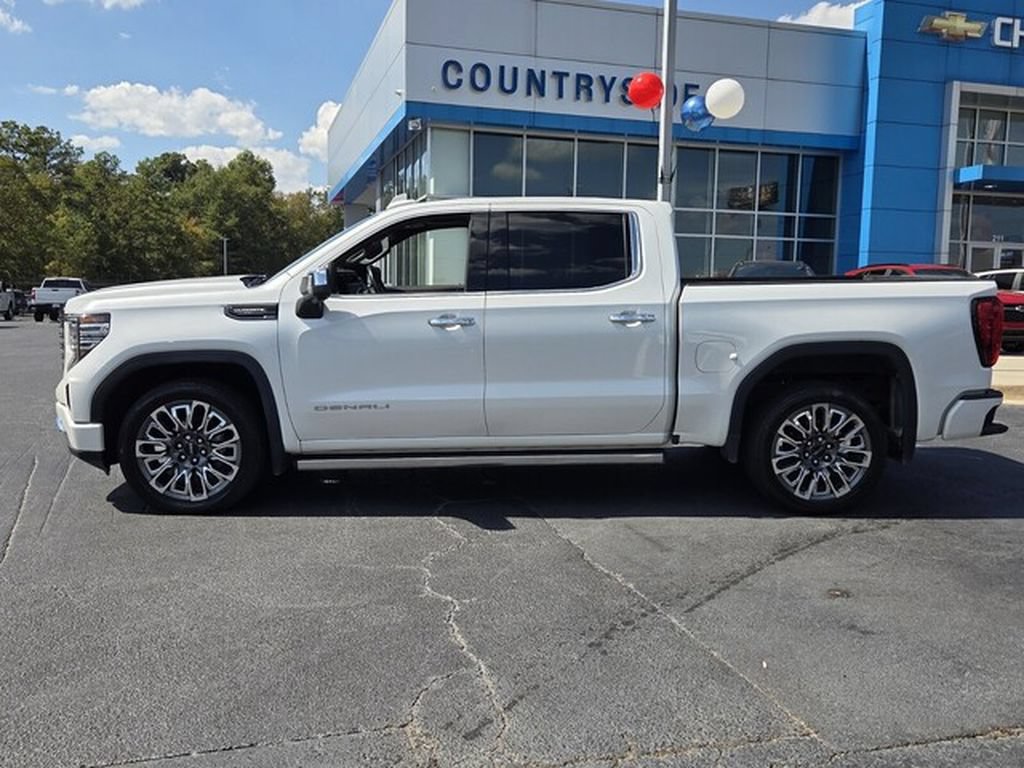 Used 2024 GMC Sierra 1500 Denali Ultimate AWD/4WD image 2