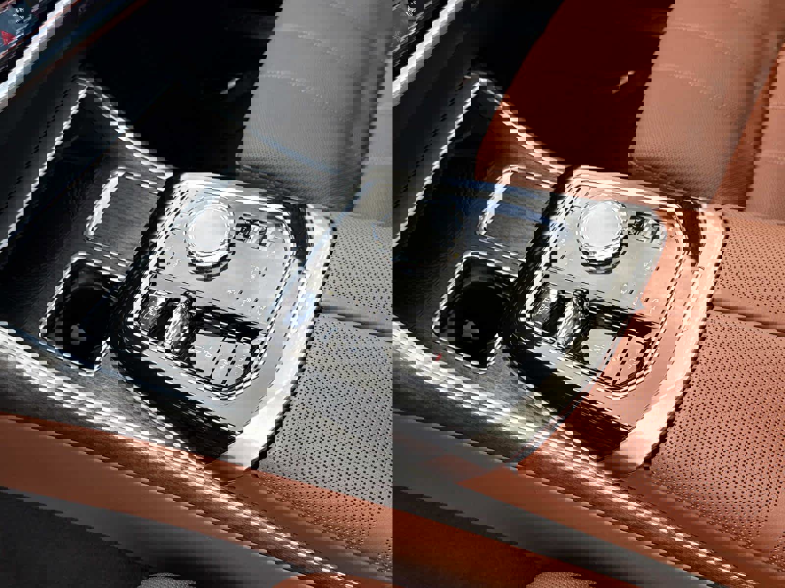 Used 2023 BMW i7 xDrive60 image 21