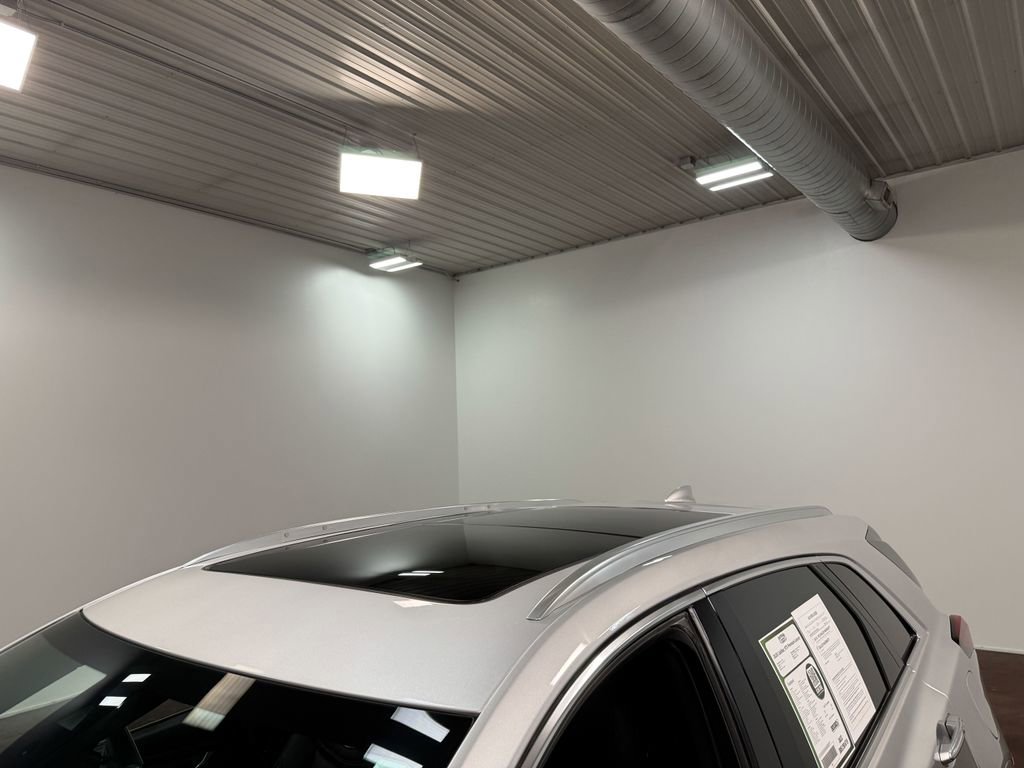 Used 2020 Cadillac XT5 Premium Luxury image 41