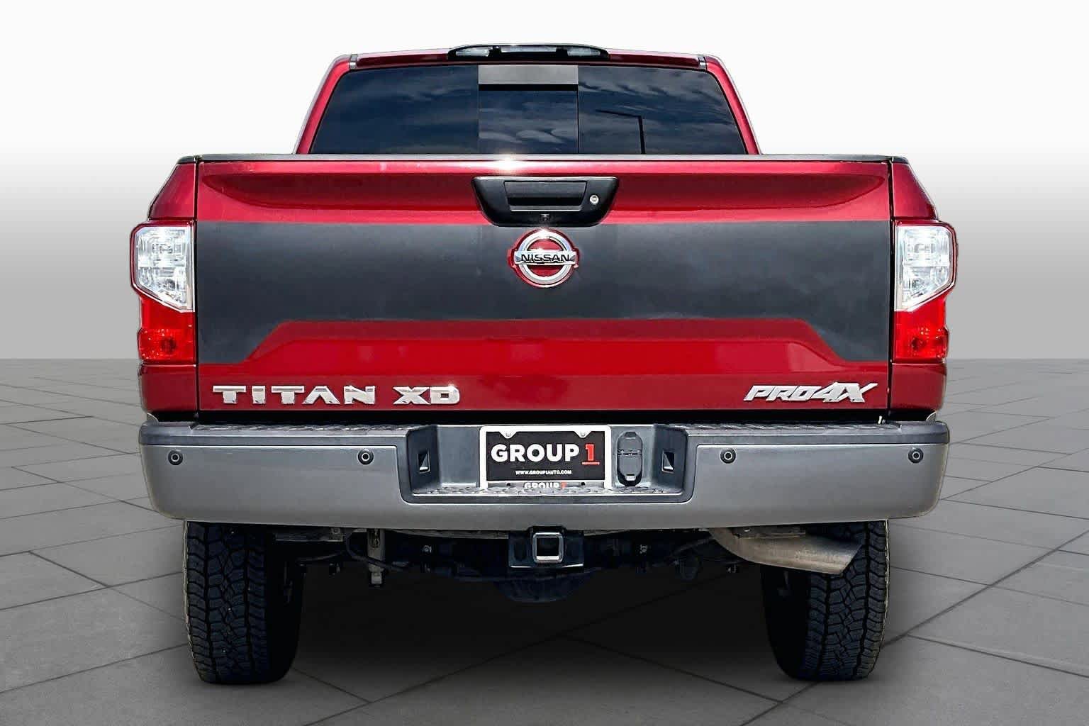 Used 2016 Nissan Titan PRO-4X AWD/4WD image 5
