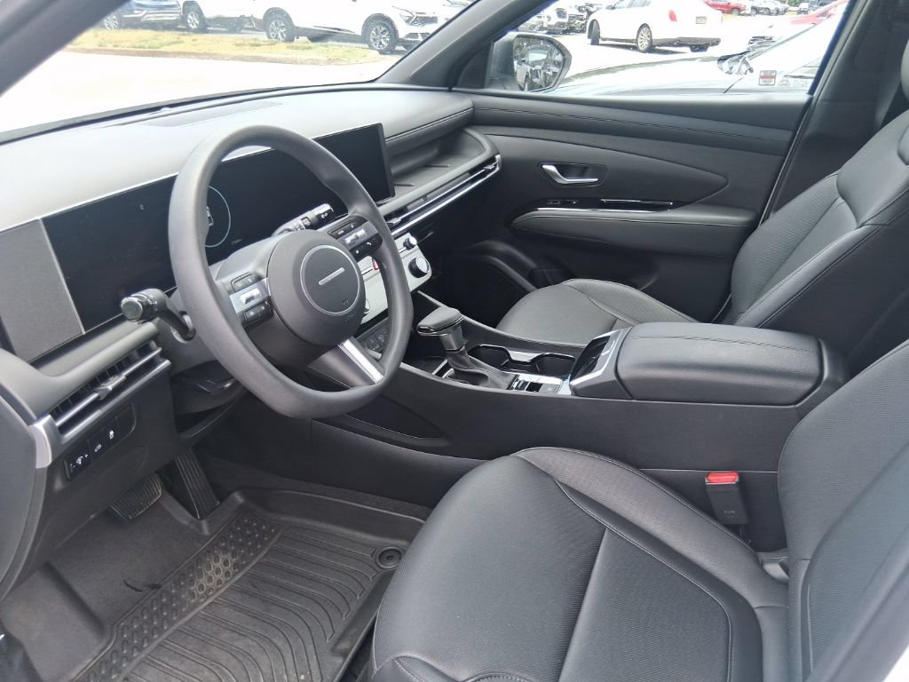Used 2025 Hyundai Santa Cruz SEL FWD image 11