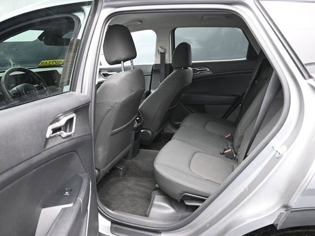 Used 2024 Kia Sportage LX image 29