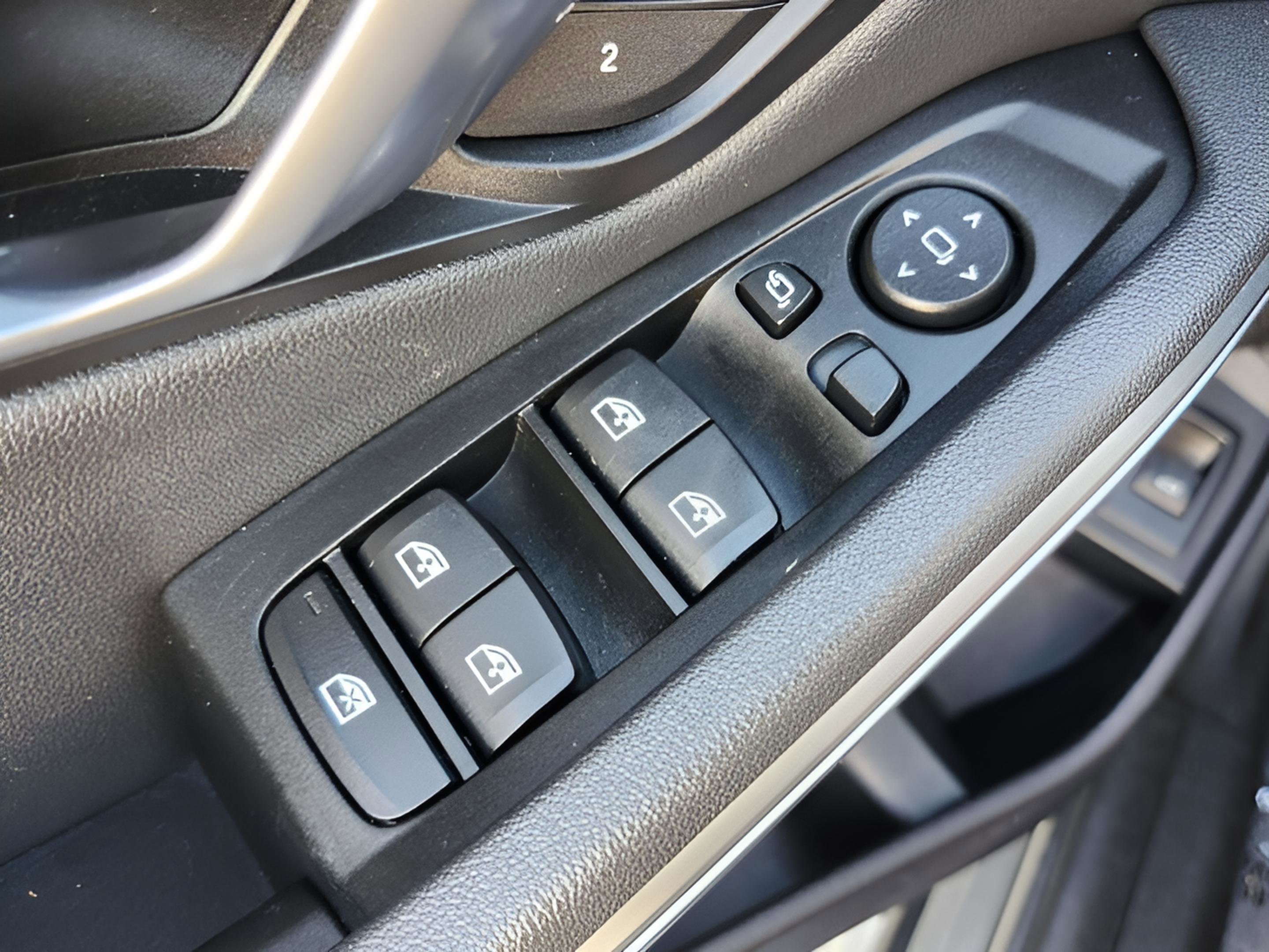 Used 2019 BMW 330i xDrive Sedan image 40