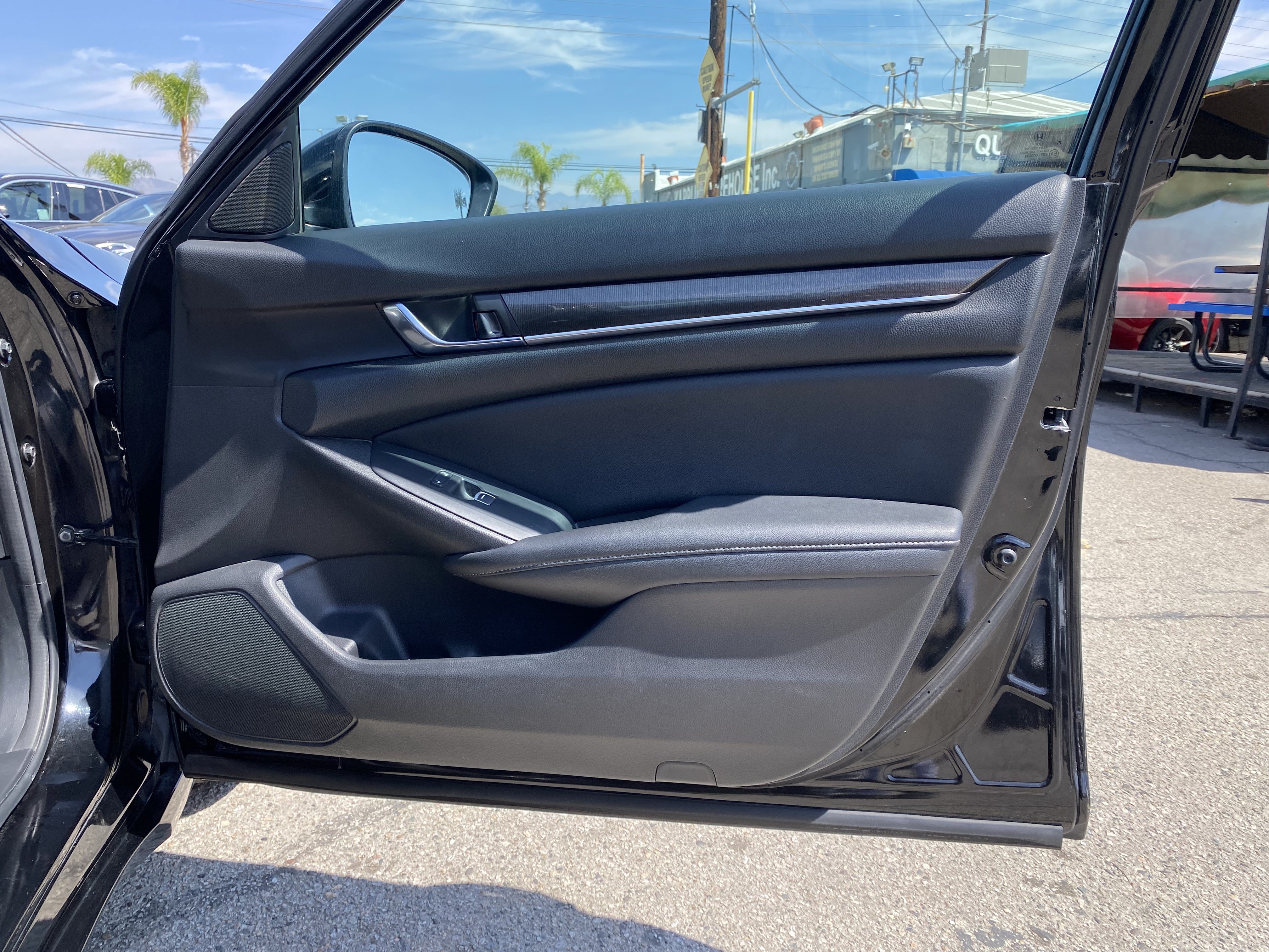Used 2022 Honda Accord Sport image 22