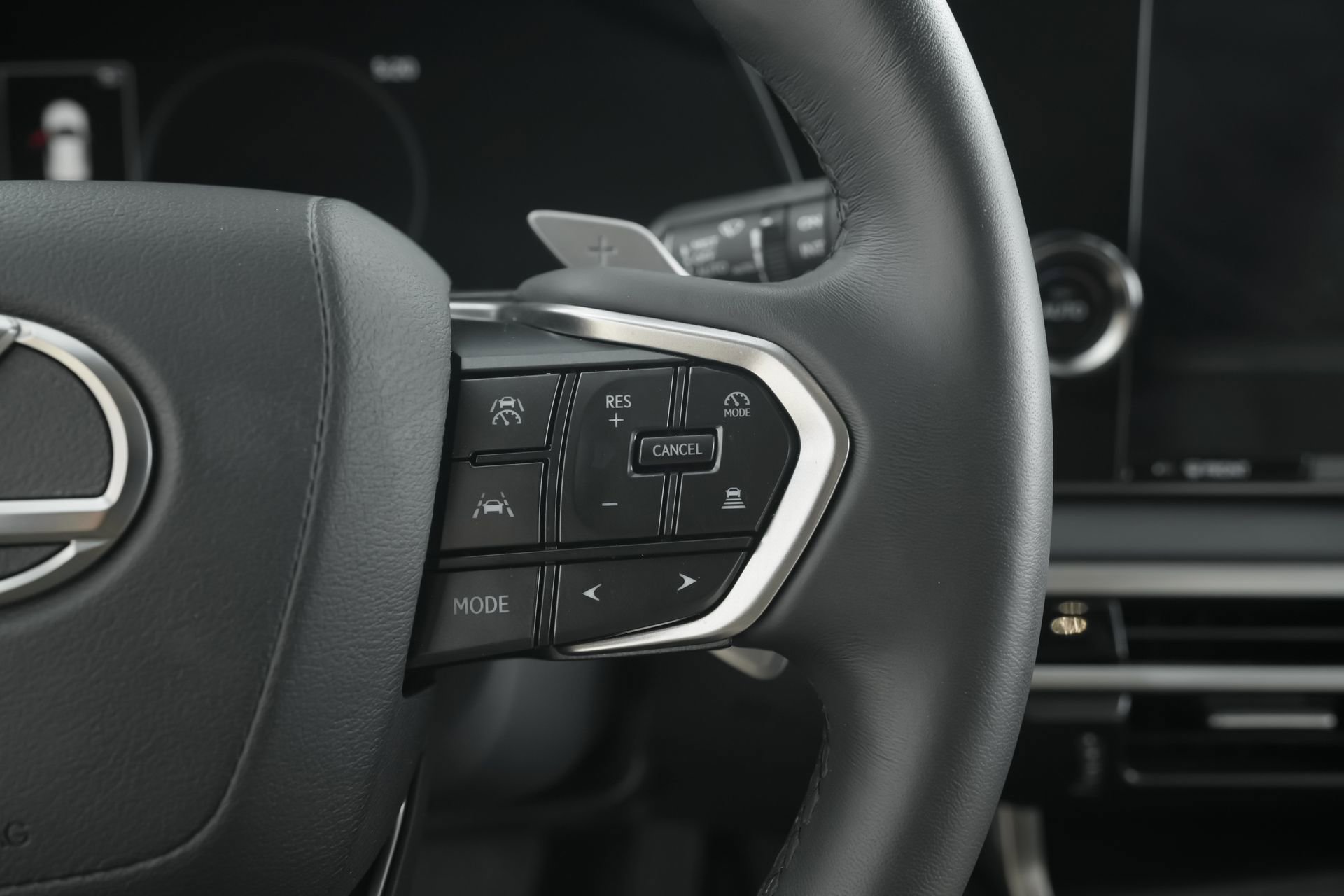 Used 2024 Lexus RX 350 FWD w/ Technology Package image 19