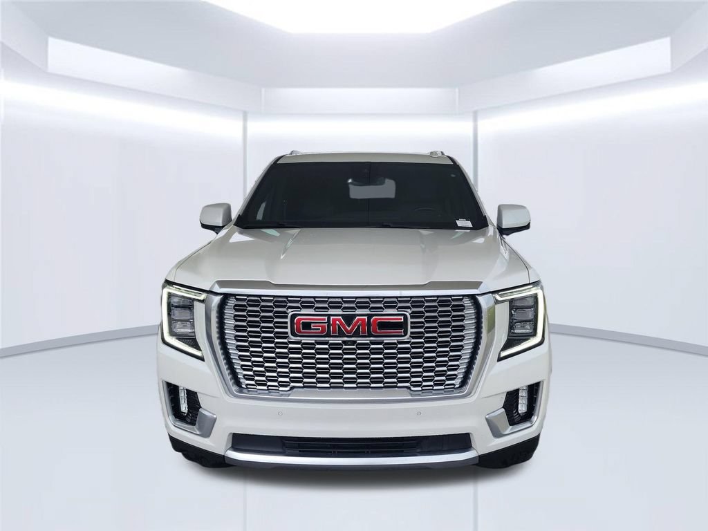 Used 2024 GMC Yukon Denali AWD/4WD image 5