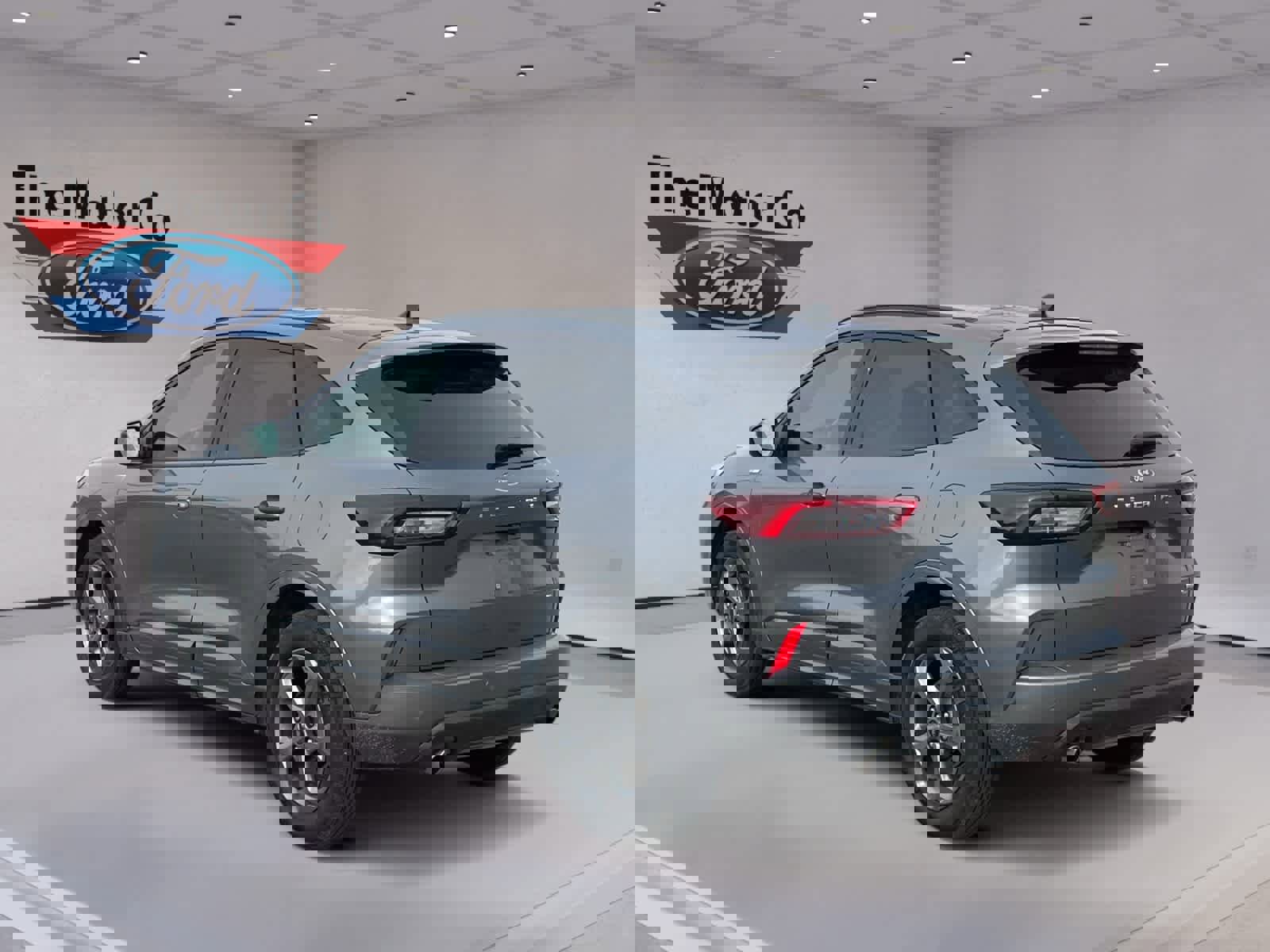 Certified 2023 Ford Escape ST-Line w/ Tech Pack #1 image 4