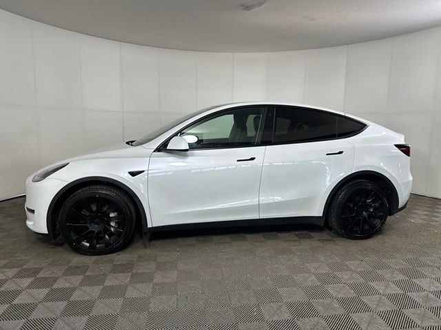 Used 2023 Tesla Model Y Long Range image 6