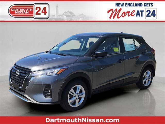 New 2025 Nissan Kicks S