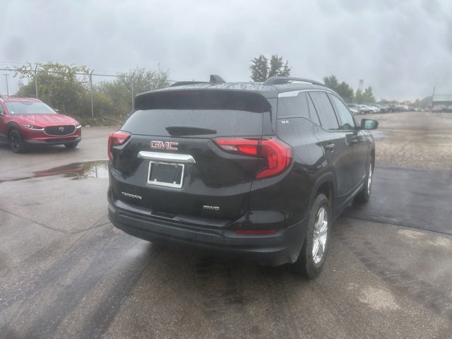 Used 2019 GMC Terrain SLE w/ Driver Convenience Package image 3