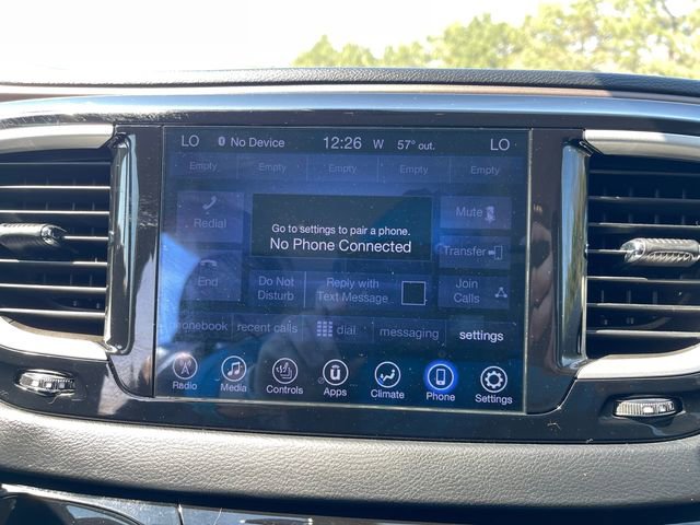 Used 2017 Chrysler Pacifica Touring-L w/ Tire & Wheel Group FWD image 28