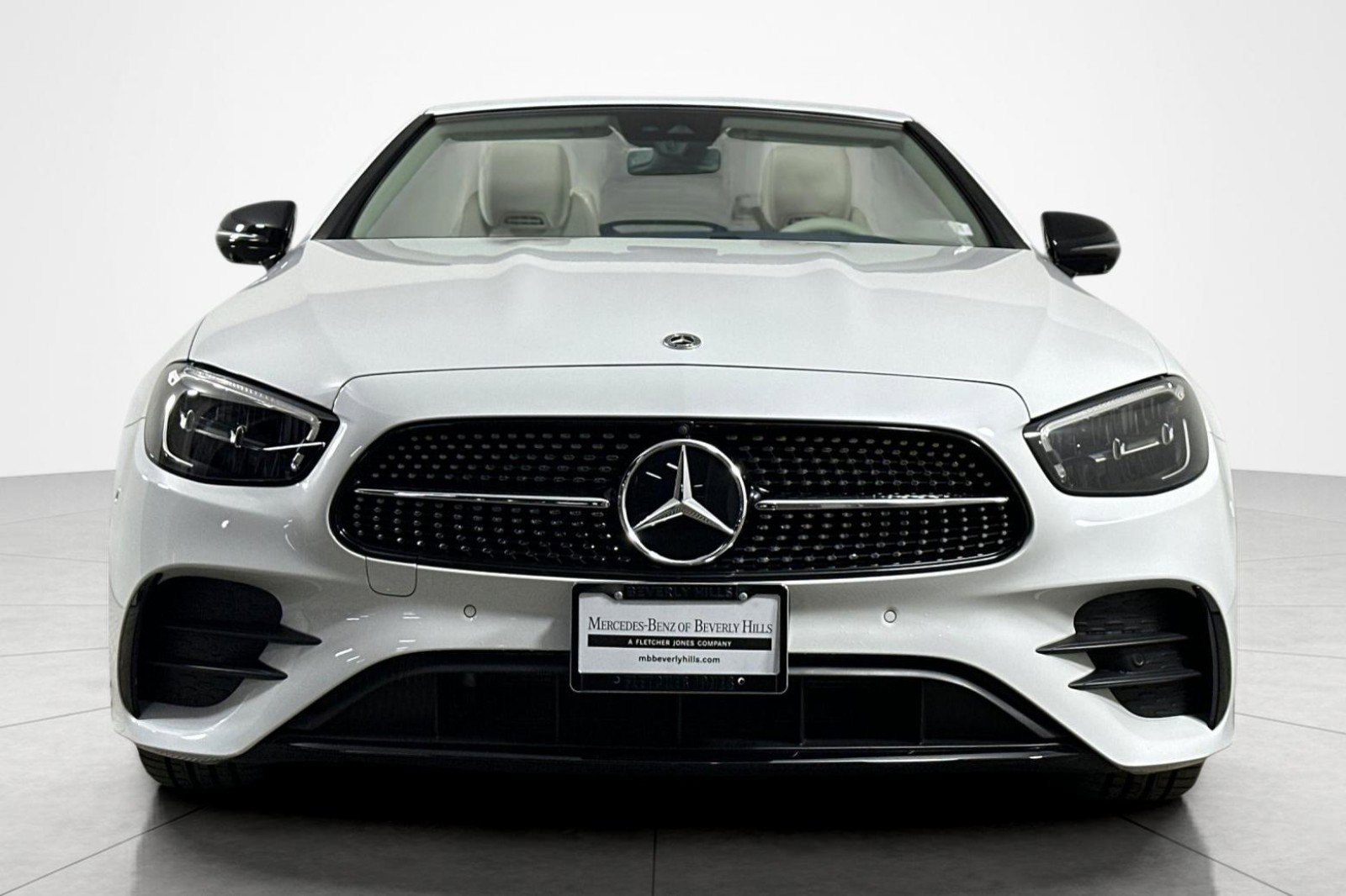 Used 2023 Mercedes-Benz E 450 4MATIC Cabriolet image 8