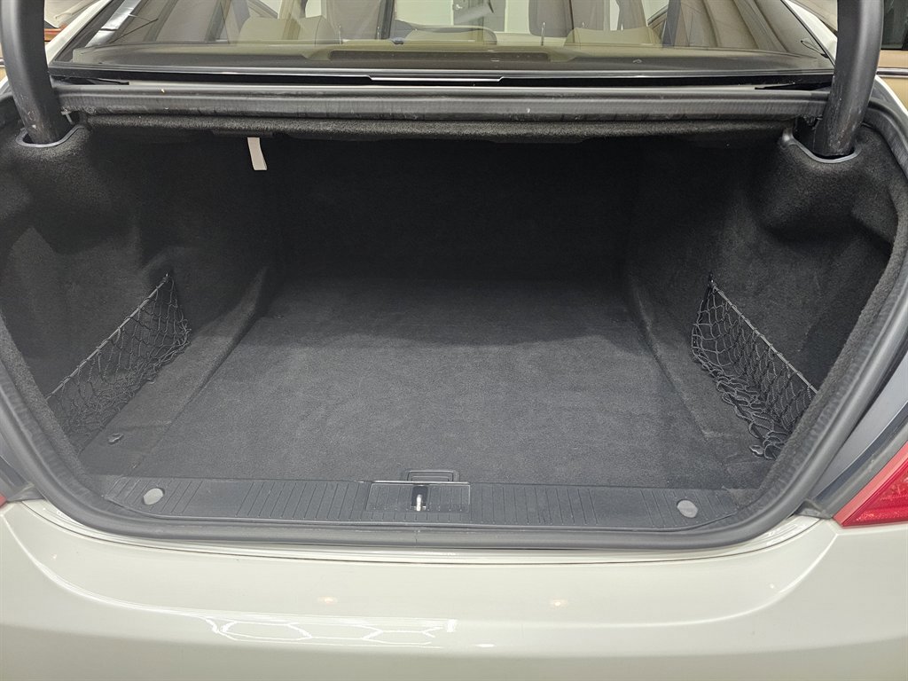 Used 2010 Mercedes-Benz S 550 image 39