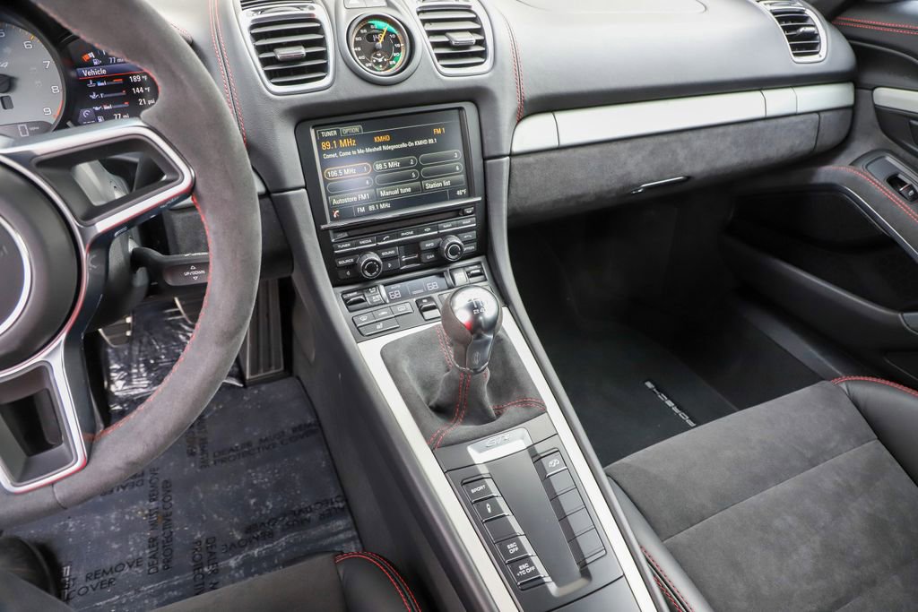 Used 2016 Porsche Cayman GT4 image 10